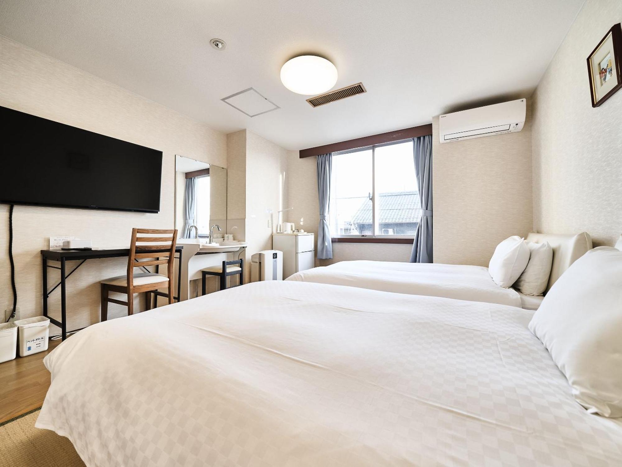Okasan Hotel Огаки Экстерьер фото
