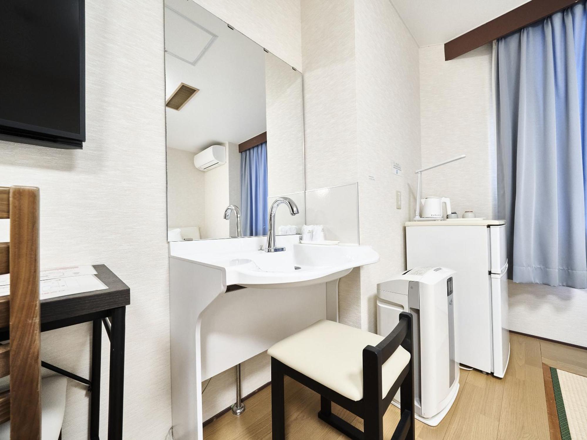 Okasan Hotel Огаки Номер фото